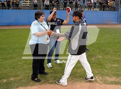 Thumbnail 2 in Arroyo vs. Marshall (CIF SS D7 Final) photogallery.