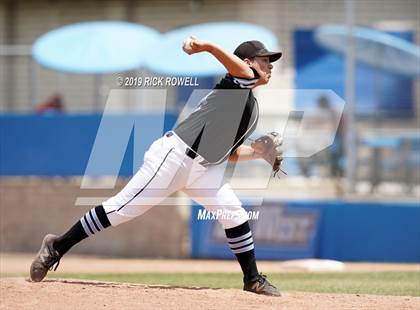 Thumbnail 3 in Arroyo vs. Marshall (CIF SS D7 Final) photogallery.