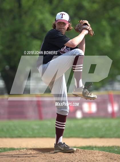 Thumbnail 3 in Towson @ Dulaney photogallery.
