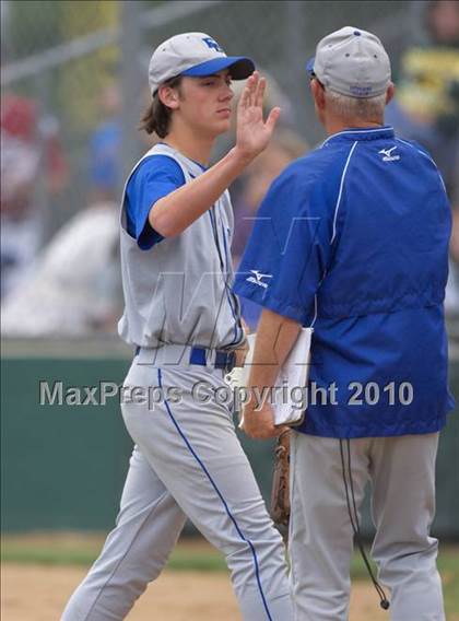 Thumbnail 2 in El Dorado vs. Sonora (CIF SJS D4 Playoffs) photogallery.