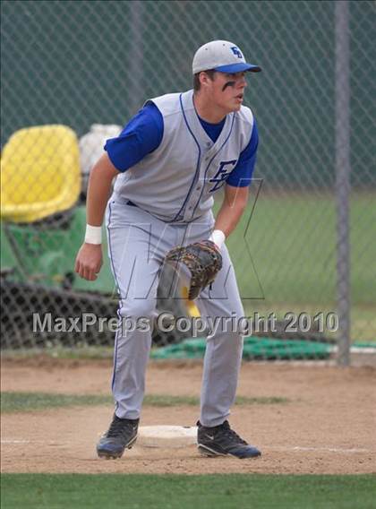 Thumbnail 3 in El Dorado vs. Sonora (CIF SJS D4 Playoffs) photogallery.