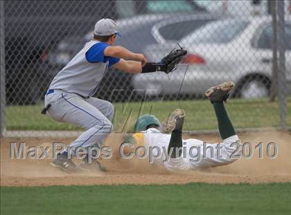 Thumbnail 3 in El Dorado vs. Sonora (CIF SJS D4 Playoffs) photogallery.