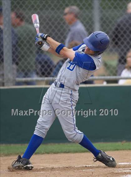 Thumbnail 1 in El Dorado vs. Sonora (CIF SJS D4 Playoffs) photogallery.
