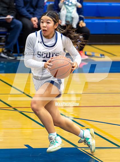 Thumbnail 1 in Lynbrook vs. Carlmont (Newark Optimist Club Holiday Classic) photogallery.