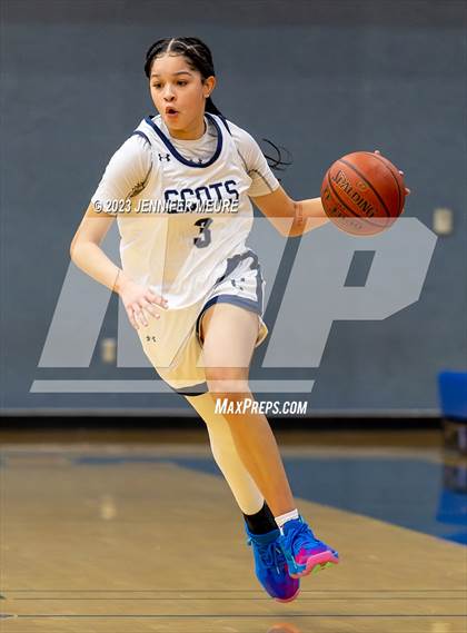 Thumbnail 2 in Lynbrook vs. Carlmont (Newark Optimist Club Holiday Classic) photogallery.