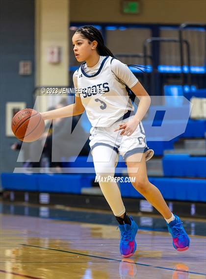 Thumbnail 3 in Lynbrook vs. Carlmont (Newark Optimist Club Holiday Classic) photogallery.