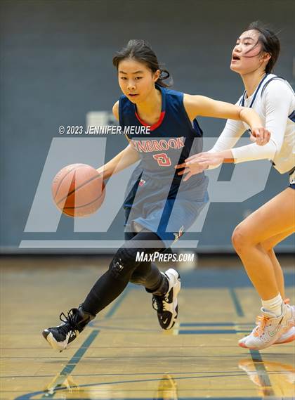 Thumbnail 3 in Lynbrook vs. Carlmont (Newark Optimist Club Holiday Classic) photogallery.