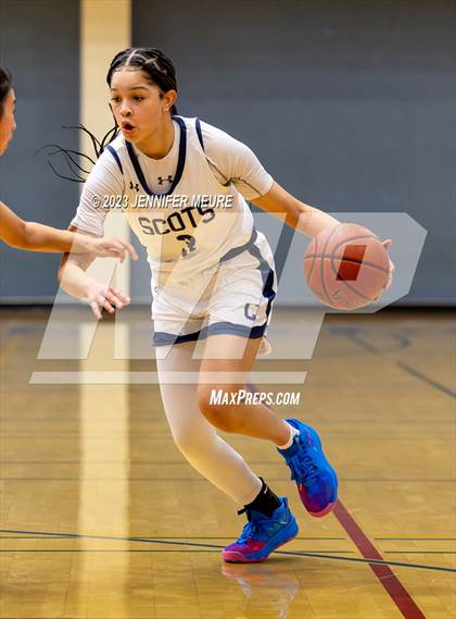 Thumbnail 3 in Lynbrook vs. Carlmont (Newark Optimist Club Holiday Classic) photogallery.