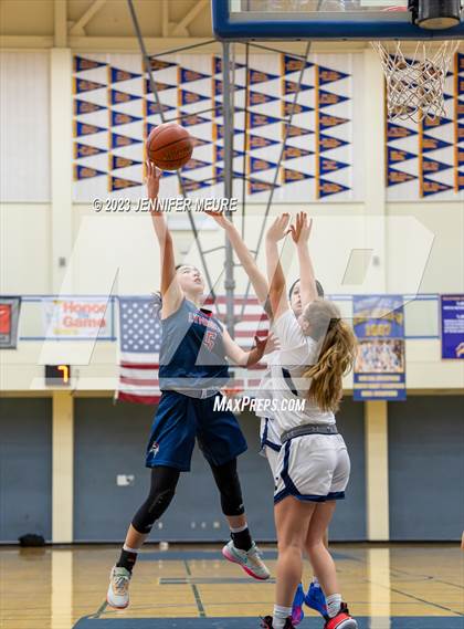 Thumbnail 3 in Lynbrook vs. Carlmont (Newark Optimist Club Holiday Classic) photogallery.