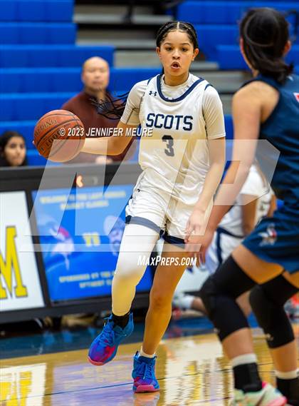 Thumbnail 3 in Lynbrook vs. Carlmont (Newark Optimist Club Holiday Classic) photogallery.