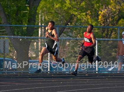 Thumbnail 3 in True Team Section 6AAA (Boys and Girls 200m Dash) photogallery.