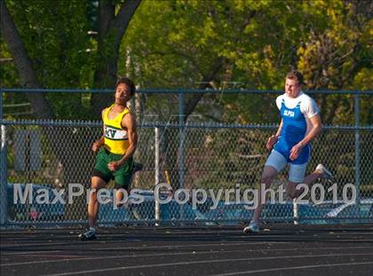Thumbnail 2 in True Team Section 6AAA (Boys and Girls 200m Dash) photogallery.