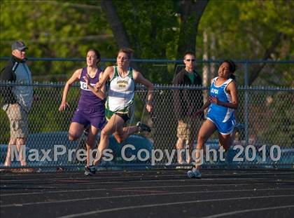 Thumbnail 1 in True Team Section 6AAA (Boys and Girls 200m Dash) photogallery.