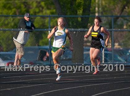 Thumbnail 1 in True Team Section 6AAA (Boys and Girls 200m Dash) photogallery.