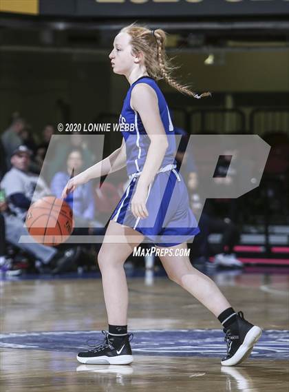 Thumbnail 2 in Hendrick Hudson vs Pearl River (Section 1 Class A Semifinal) photogallery.