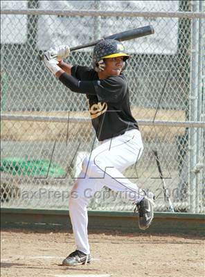 Thumbnail 2 in Santana vs. Mission Bay (CIF SDS Playoffs) photogallery.