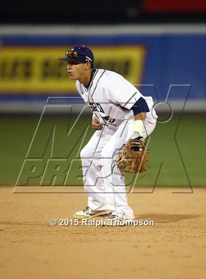 Thumbnail 3 in De La Salle vs. Elk Grove @ Raley Field photogallery.