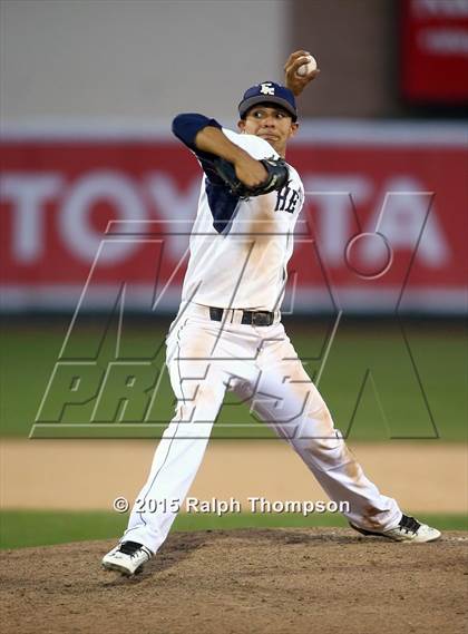 Thumbnail 2 in De La Salle vs. Elk Grove @ Raley Field photogallery.