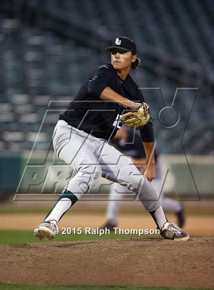 Thumbnail 2 in De La Salle vs. Elk Grove @ Raley Field photogallery.