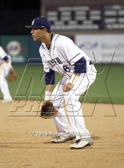 Thumbnail 3 in De La Salle vs. Elk Grove @ Raley Field photogallery.