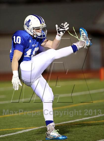 Thumbnail 3 in Central vs Andover (KSHSAA 5A Regional Playoff) photogallery.
