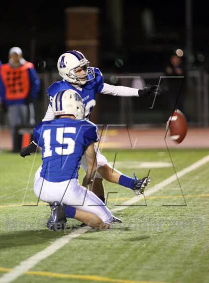 Thumbnail 3 in Central vs Andover (KSHSAA 5A Regional Playoff) photogallery.