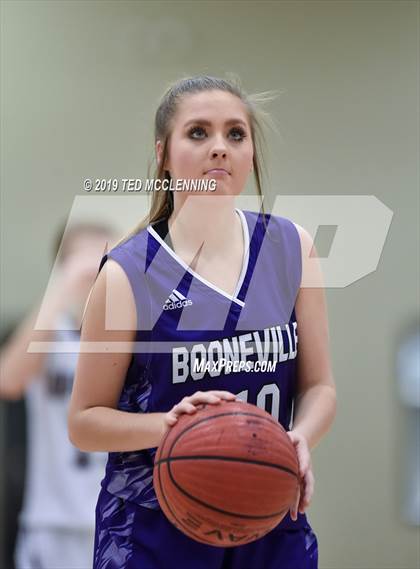 Thumbnail 2 in Perryville vs. Booneville photogallery.