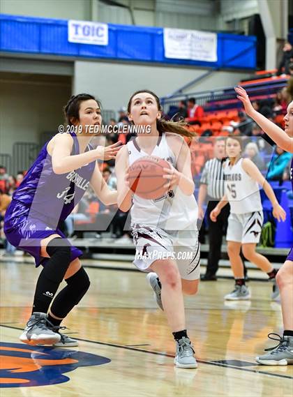 Thumbnail 3 in Perryville vs. Booneville photogallery.
