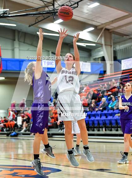 Thumbnail 2 in Perryville vs. Booneville photogallery.