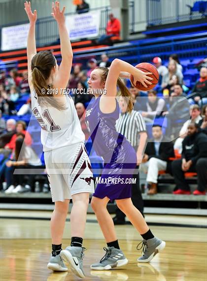 Thumbnail 1 in Perryville vs. Booneville photogallery.