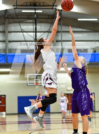 Thumbnail 3 in Perryville vs. Booneville photogallery.
