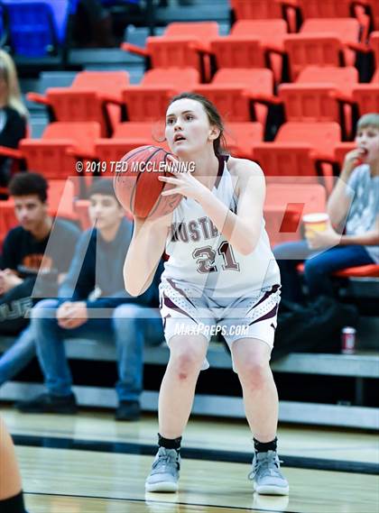Thumbnail 3 in Perryville vs. Booneville photogallery.