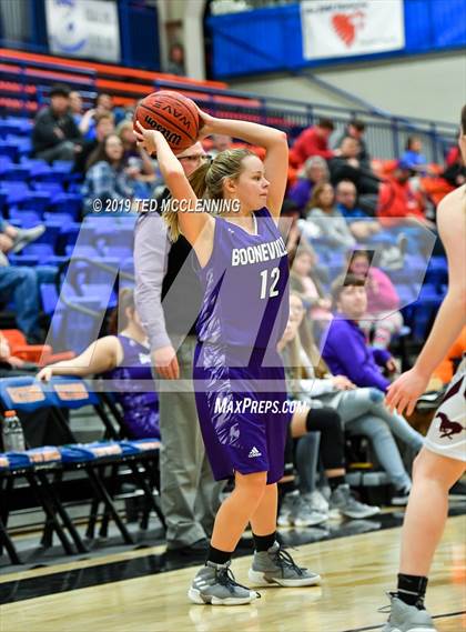 Thumbnail 1 in Perryville vs. Booneville photogallery.