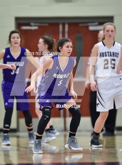 Thumbnail 2 in Perryville vs. Booneville photogallery.