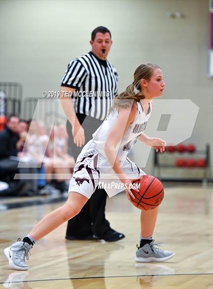 Thumbnail 3 in Perryville vs. Booneville photogallery.
