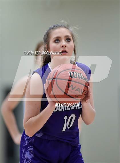 Thumbnail 3 in Perryville vs. Booneville photogallery.