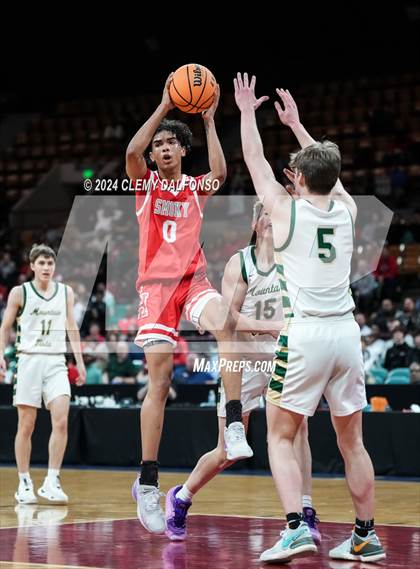 Thumbnail 1 in Smoky Hill vs Mountain Vista (CHSAA 6A Great 8) photogallery.