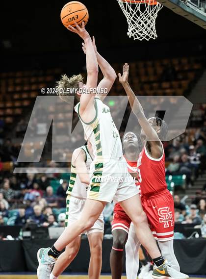 Thumbnail 2 in Smoky Hill vs Mountain Vista (CHSAA 6A Great 8) photogallery.