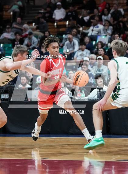Thumbnail 2 in Smoky Hill vs Mountain Vista (CHSAA 6A Great 8) photogallery.
