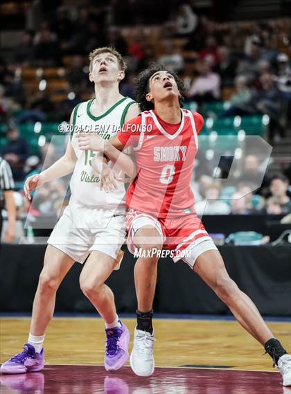Thumbnail 2 in Smoky Hill vs Mountain Vista (CHSAA 6A Great 8) photogallery.
