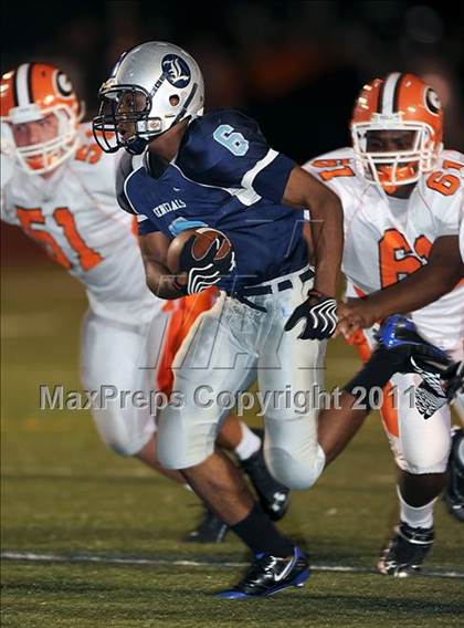 Thumbnail 2 in Grissom @ Lee photogallery.