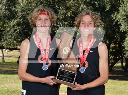 Thumbnail 1 in CIF State Cross Country Championships (Boys Awards) photogallery.