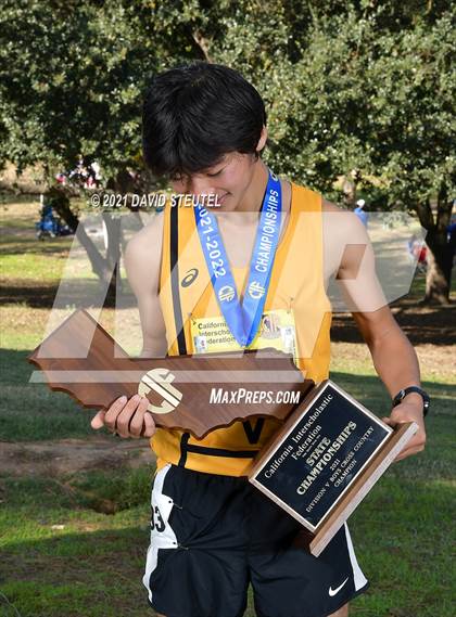 Thumbnail 1 in CIF State Cross Country Championships (Boys Awards) photogallery.