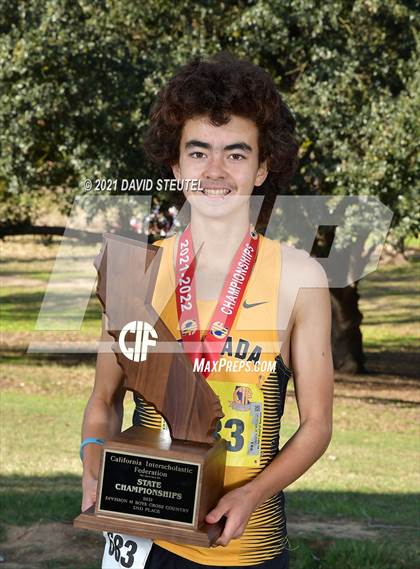 Thumbnail 1 in CIF State Cross Country Championships (Boys Awards) photogallery.