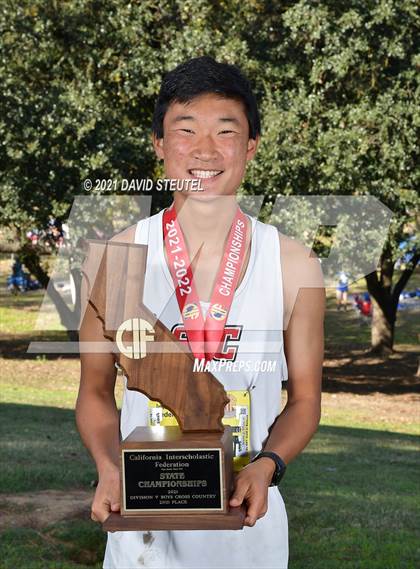 Thumbnail 2 in CIF State Cross Country Championships (Boys Awards) photogallery.