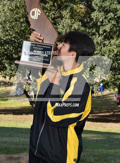Thumbnail 3 in CIF State Cross Country Championships (Boys Awards) photogallery.
