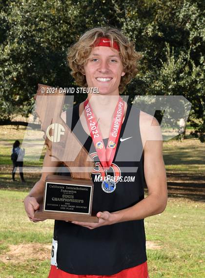Thumbnail 3 in CIF State Cross Country Championships (Boys Awards) photogallery.