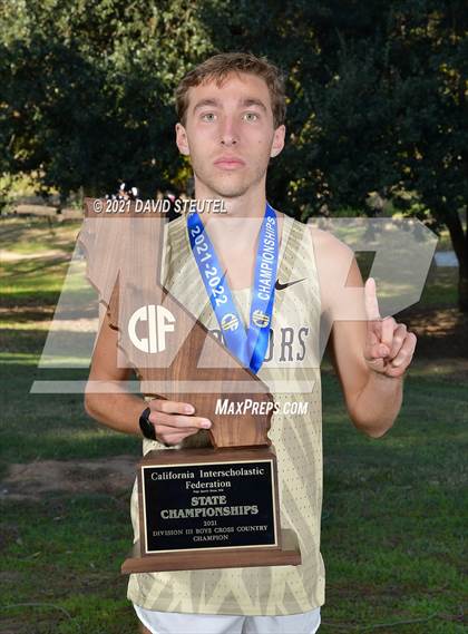 Thumbnail 1 in CIF State Cross Country Championships (Boys Awards) photogallery.