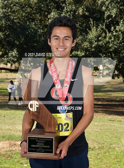 Thumbnail 1 in CIF State Cross Country Championships (Boys Awards) photogallery.