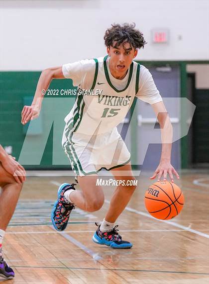 Thumbnail 2 in Queen Creek vs. Sunnyslope (Hoopsgiving Tournament) photogallery.